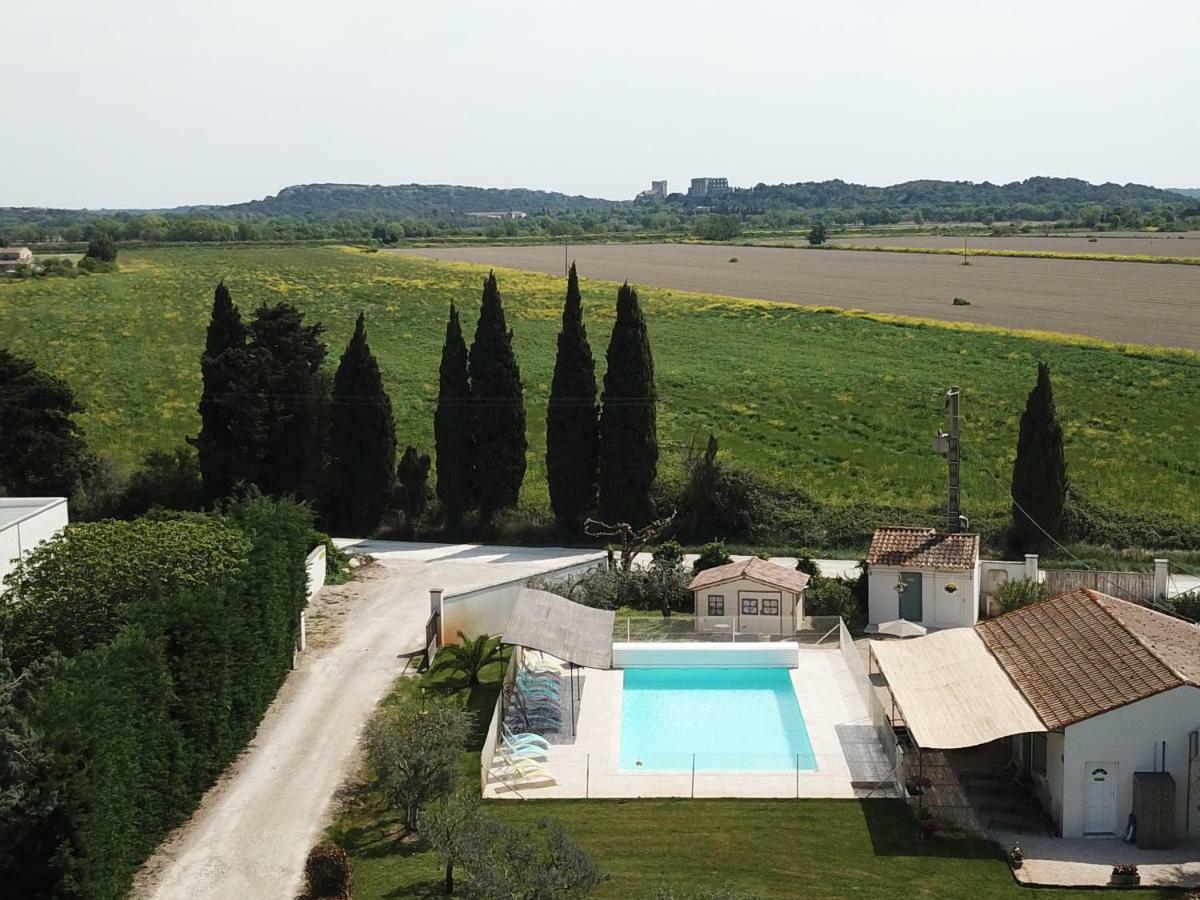 Logis Hotel Des Granges Arles Exterior photo